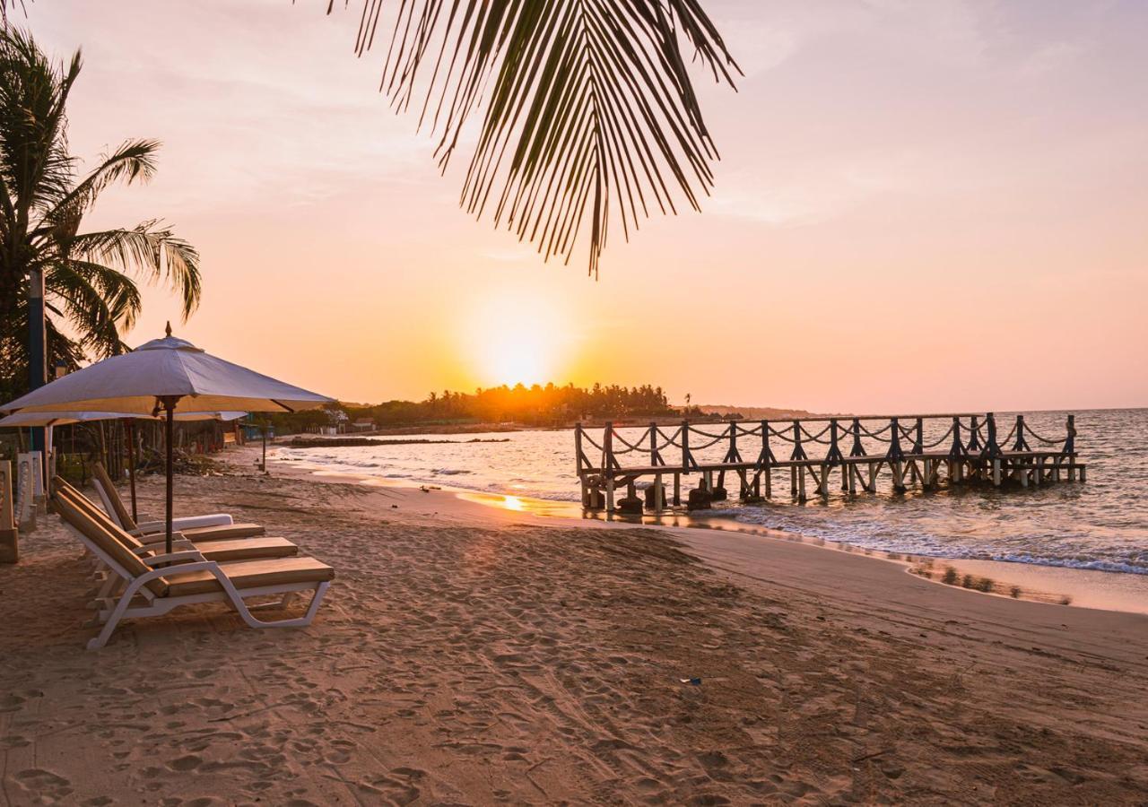 Marine Beach Club & Hotel By Tequendama เตียราบอมบา ภายนอก รูปภาพ