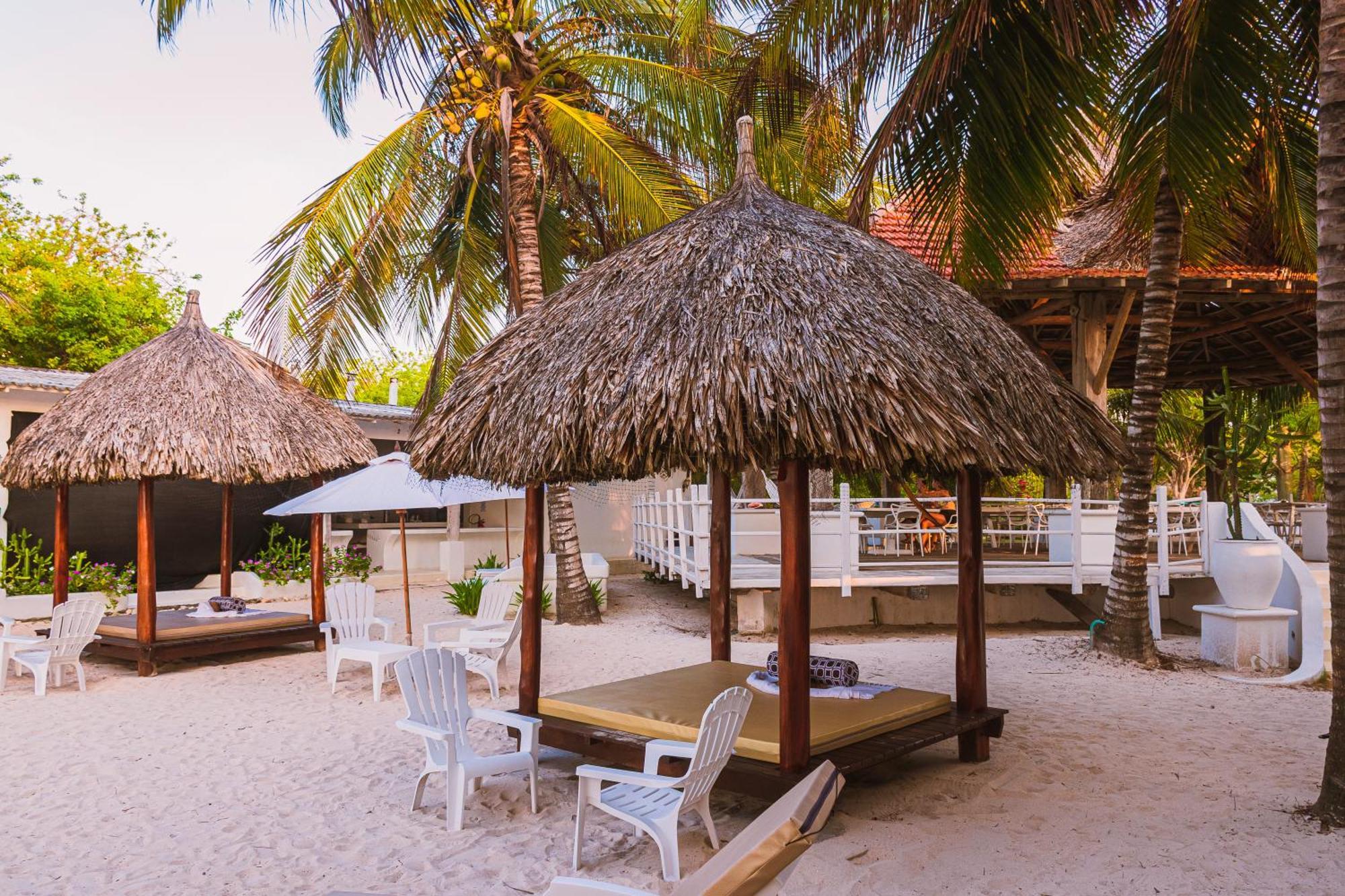 Marine Beach Club & Hotel By Tequendama เตียราบอมบา ภายนอก รูปภาพ
