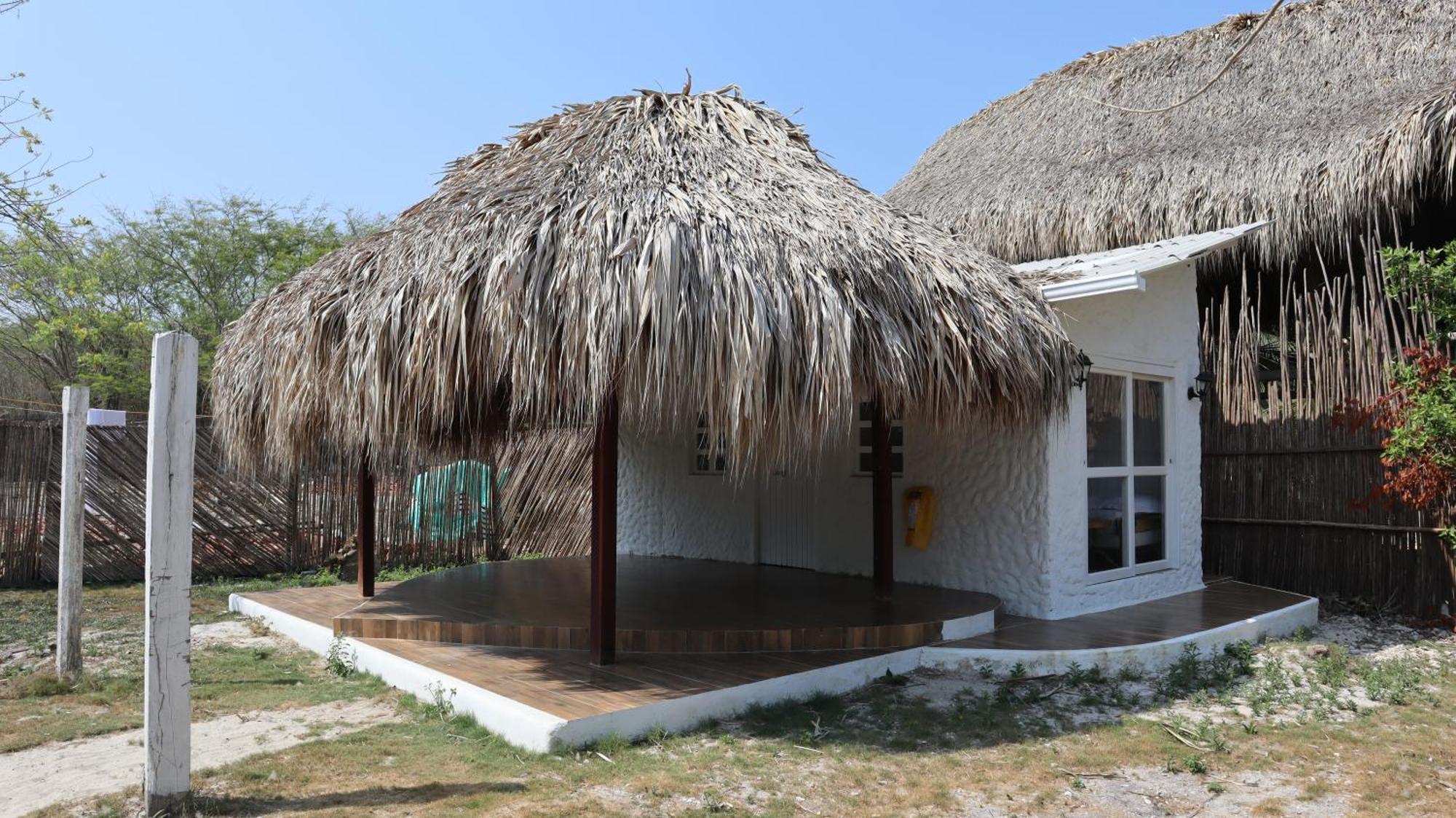 Marine Beach Club & Hotel By Tequendama เตียราบอมบา ภายนอก รูปภาพ